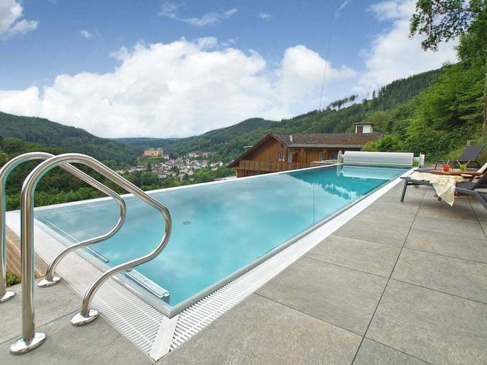 Ferienhaus für 6 Personen, mit Pool - 1