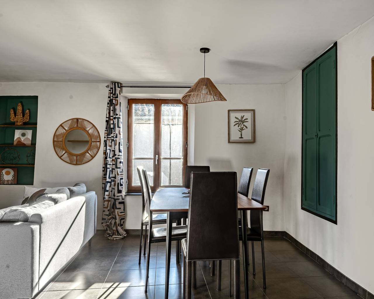 Apartamento entero, Apartamento 'La Glycine' con Wi-Fi y aire acondicionado in Montolieu, Región de Carcassonne