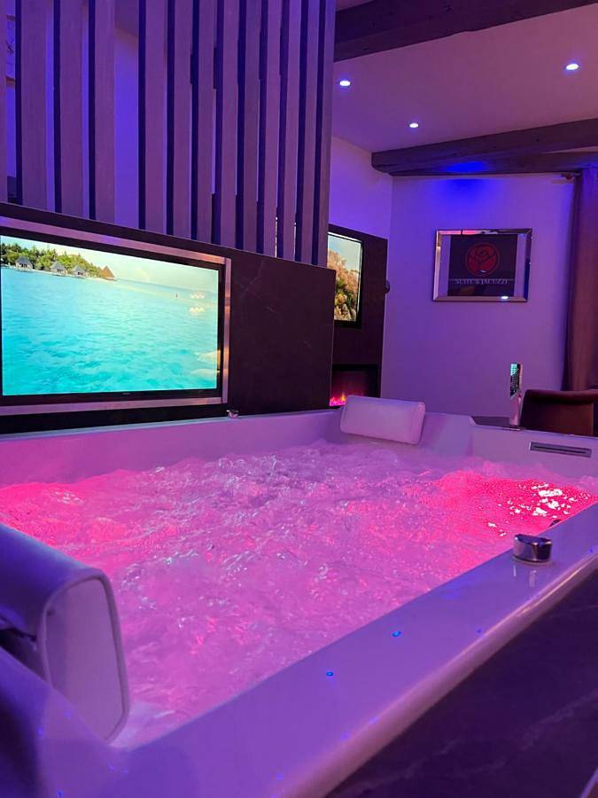 Gîte pour 2 personnes, avec Jacuzzi et Vue à Givors