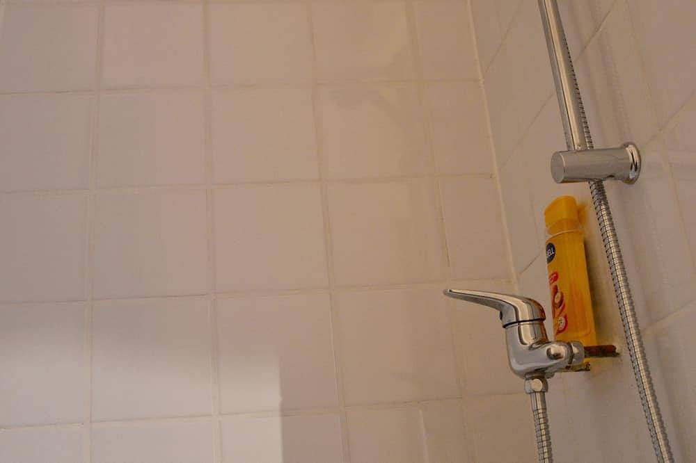 Appartement entier, Studio cosy, centre ville, 5min à pied gare Sncf in Rouen, Région de Rouen