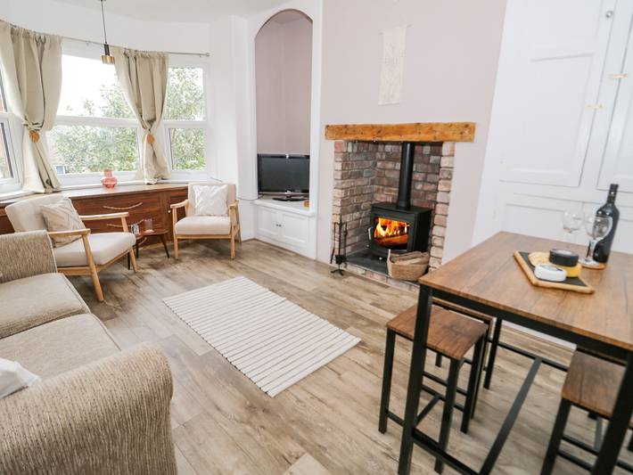 Apartment for 4 people, with Garden in Llandudno