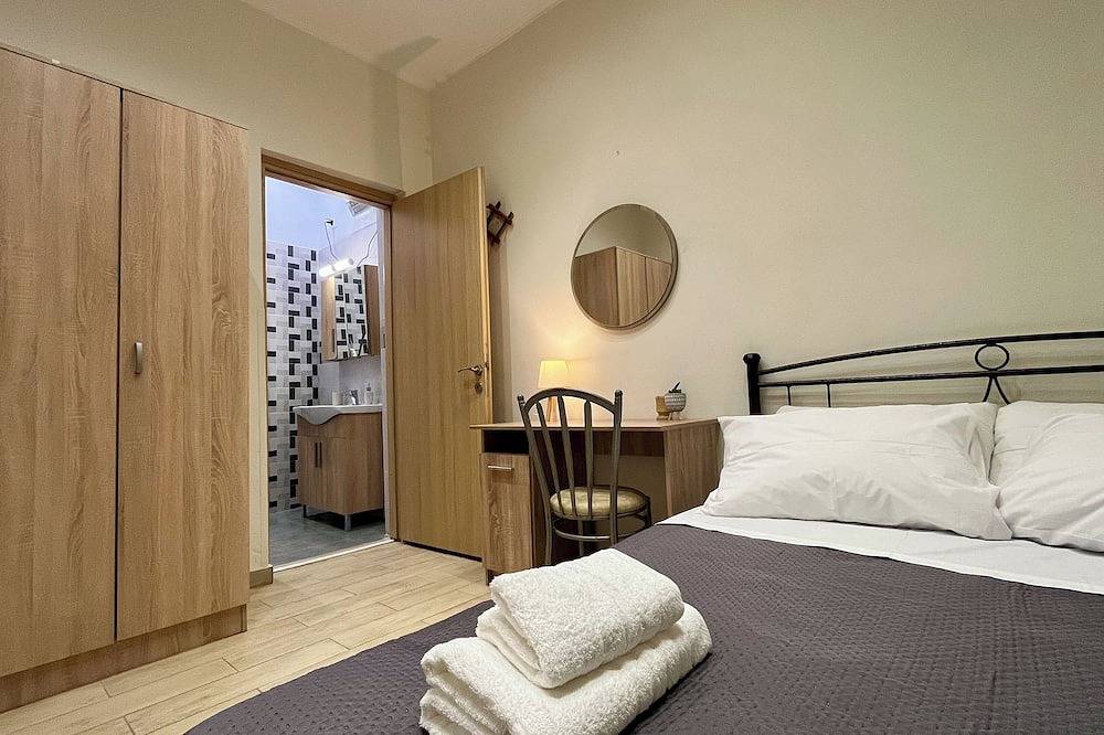 Privates neues modernes Haus im Zentrum in Lesbos