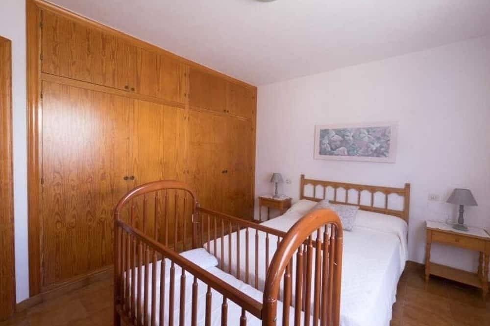 Illa Colom 65 in Cap d'Artrutx, Ciutadella