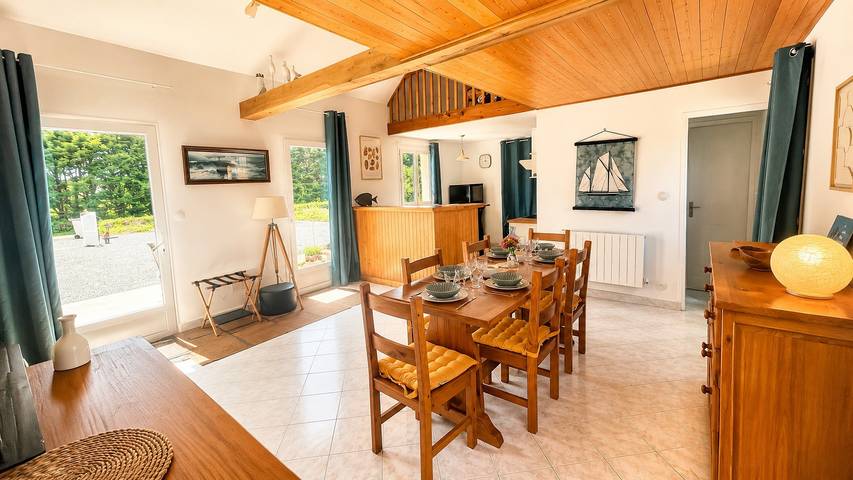 Ferienhaus für 8 Personen mit Garten in Plougrescant, Rosa Granitküste