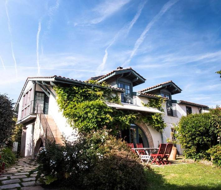 Chambre d’hôte pour 2 personnes, avec Terrasse et Jardin à Biarritz