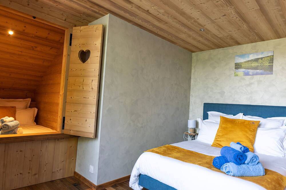 Gentiane Room - 2 Double Beds & Sauna, Perfect for Families in Sapois, Parco naturale regionale dei Ballons des Vosges