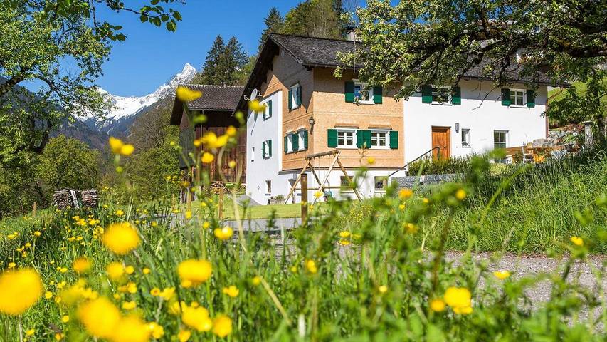 Ferienhaus für 10 Personen, mit Garten und Terrasse sowie Sauna