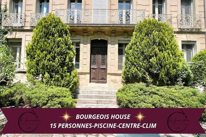 Villa pour 17 personnes, avec terrasse et jardin - 1