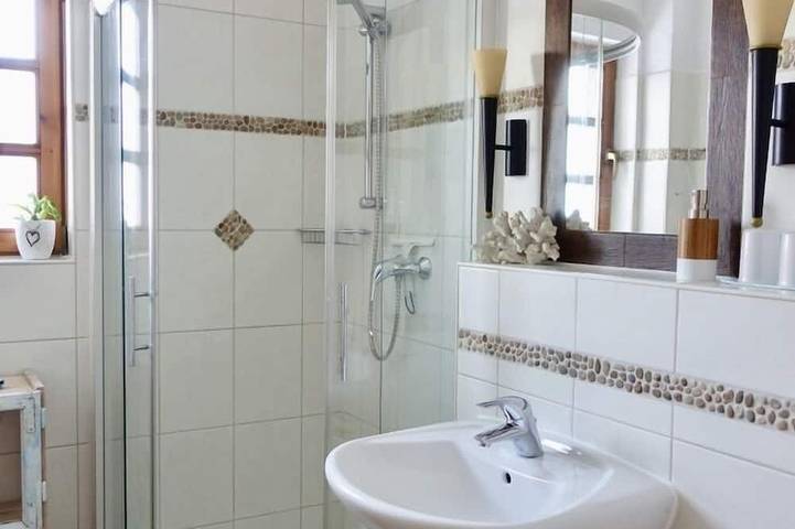 Ferienwohnung für 2 Personen, mit Terrasse und Garten sowie Pool und Sauna in Klingberg - 4