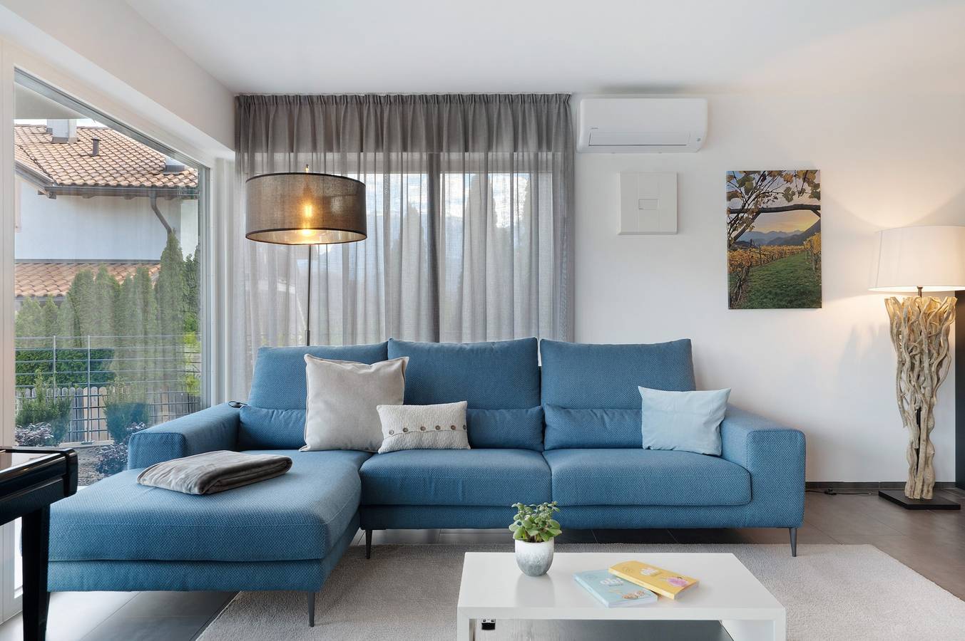 Apartamento inteiro, Apartamento 'Vinea Guesthouse Garden' com vista para a montanha, acesso Wi-Fi e ar condicionado in Cornedo all'Isarco, Rosengarten-Latemar