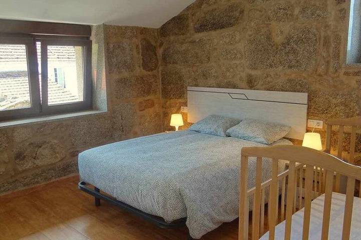 Neu renoviertes Landhaus in Canedo mit Terrasse in San Mamede de Carnota, Carnota