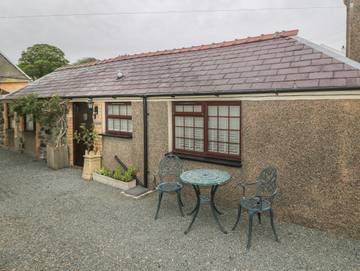 Cottage for 2 People in Criccieth, Gwynedd, Photo 1