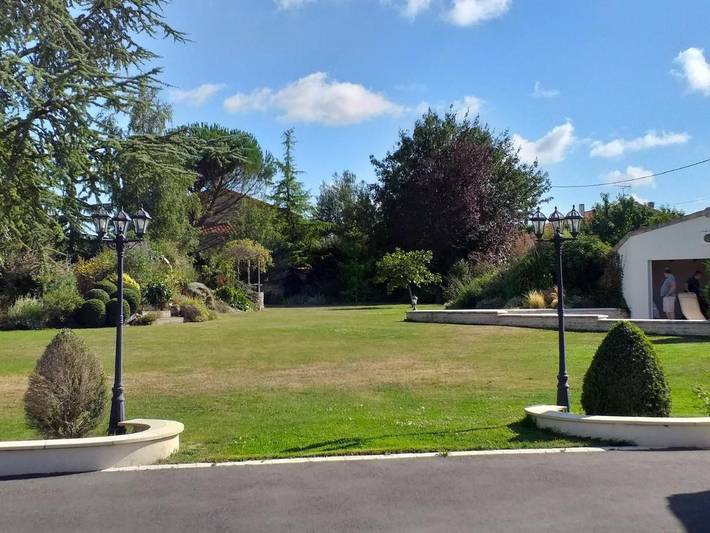 Chambre d’hôte pour 2 personnes, avec piscine ainsi que jardin et terrasse - 1