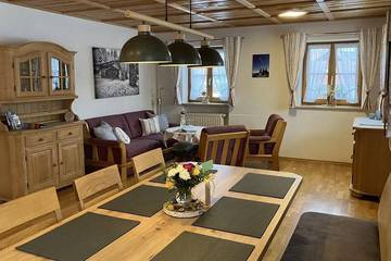 Bauernhof für 6 Personen, mit Balkon und Garten in Nesselwang
