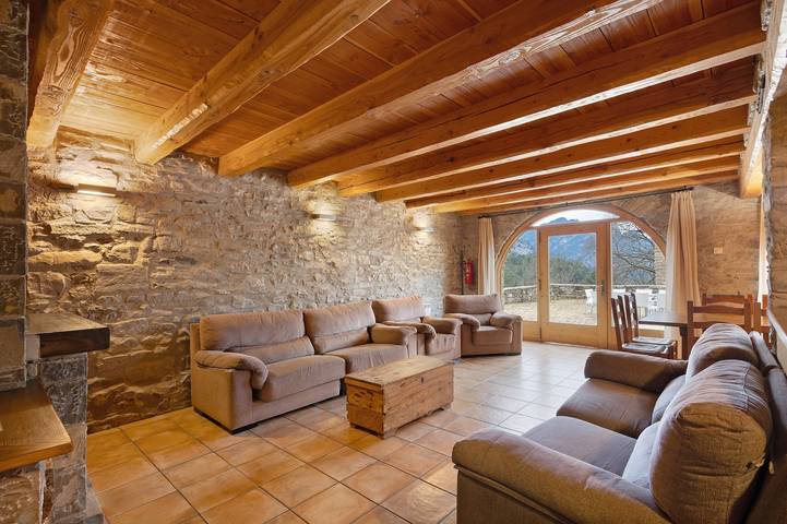 Chalet para 18 personas, con jardín, Se admiten mascotas en Berguedà - 4