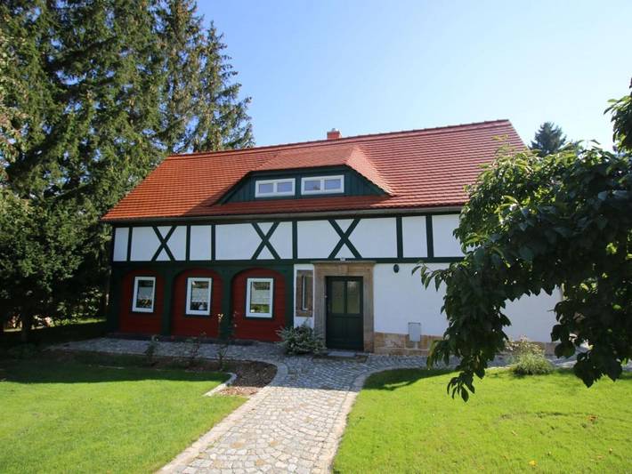 Ferienwohnung für 2 Personen, mit Balkon und Terrasse sowie Garten in Jonsdorf