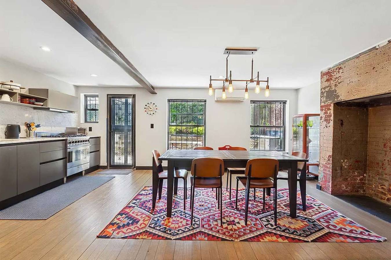 Apartamento entero, Lenox Garden Fully-Furnished 1Br in Harlem with Outdoor Space in Manhattan, Nueva York