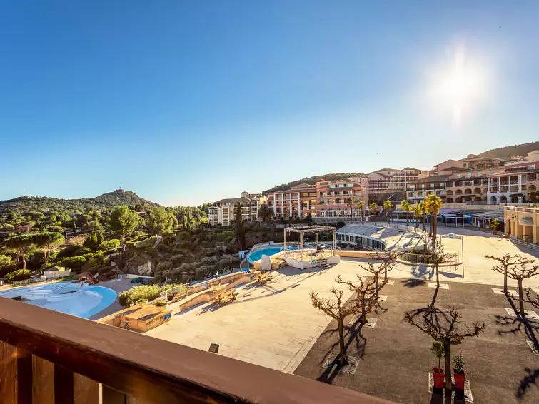 Entire apartment, 1 Pièce 4 Personnes in Cap Esterel, Saint-Raphaël