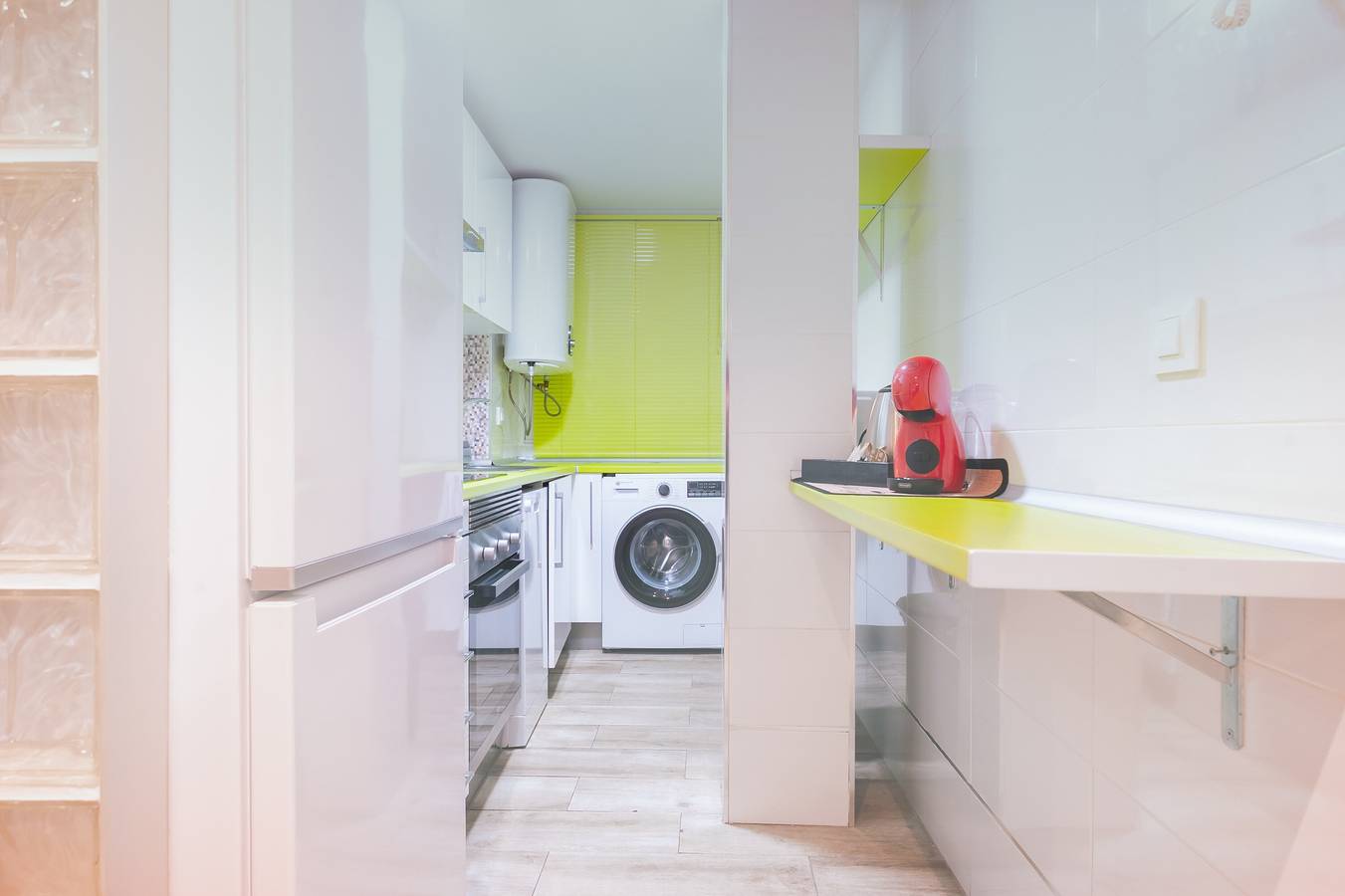 Entire apartment, Apartment 'Sevilla Santa Justa 2' with Balcony, Wi-Fi and Air Conditioning in San Pablo-Santa Justa, Sevilla