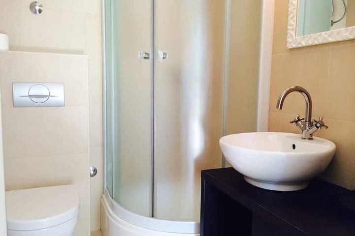 Ganze Wohnung, Beach House Villa Antares, apt. A4 ground floor terrace in Pisak, Omis-Riviera