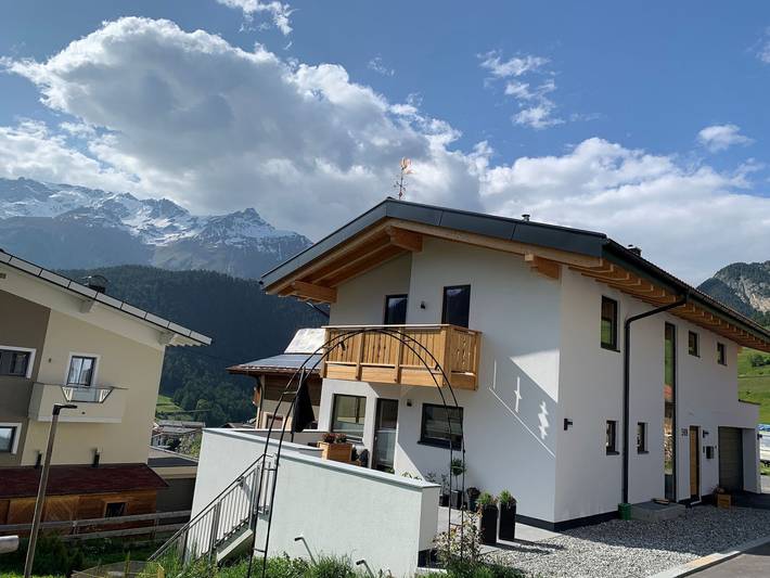 Ferienhaus für 3 Personen, mit Terrasse und Garten sowie Sauna und Ausblick in Nauders - 2