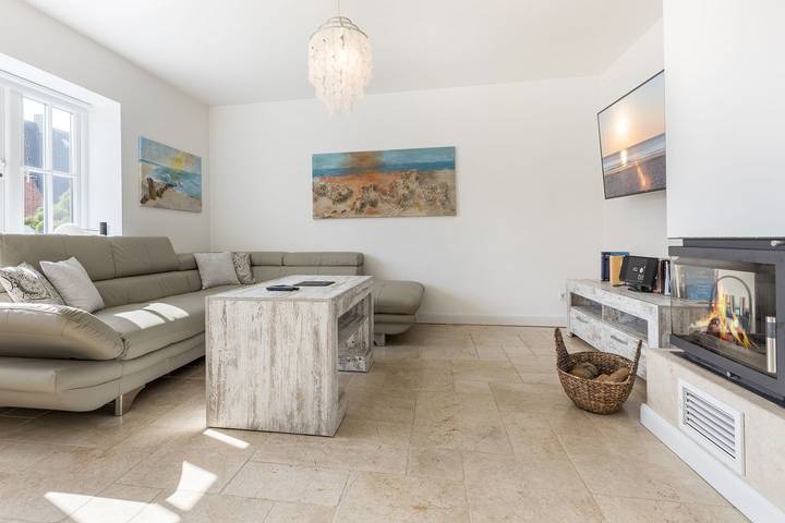 Ganze Wohnung, Luxus-App., strandnah für 4 Pers. mit Sauna, Terrasse, WLAN. Haustiere erlaubt. in Westerland, Sylt (Gemeinde)