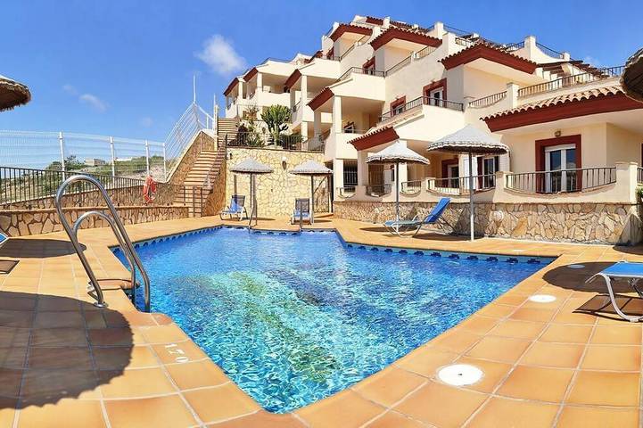 Appartement de vacances pour 4 personnes, avec piscine et terrasse - 1