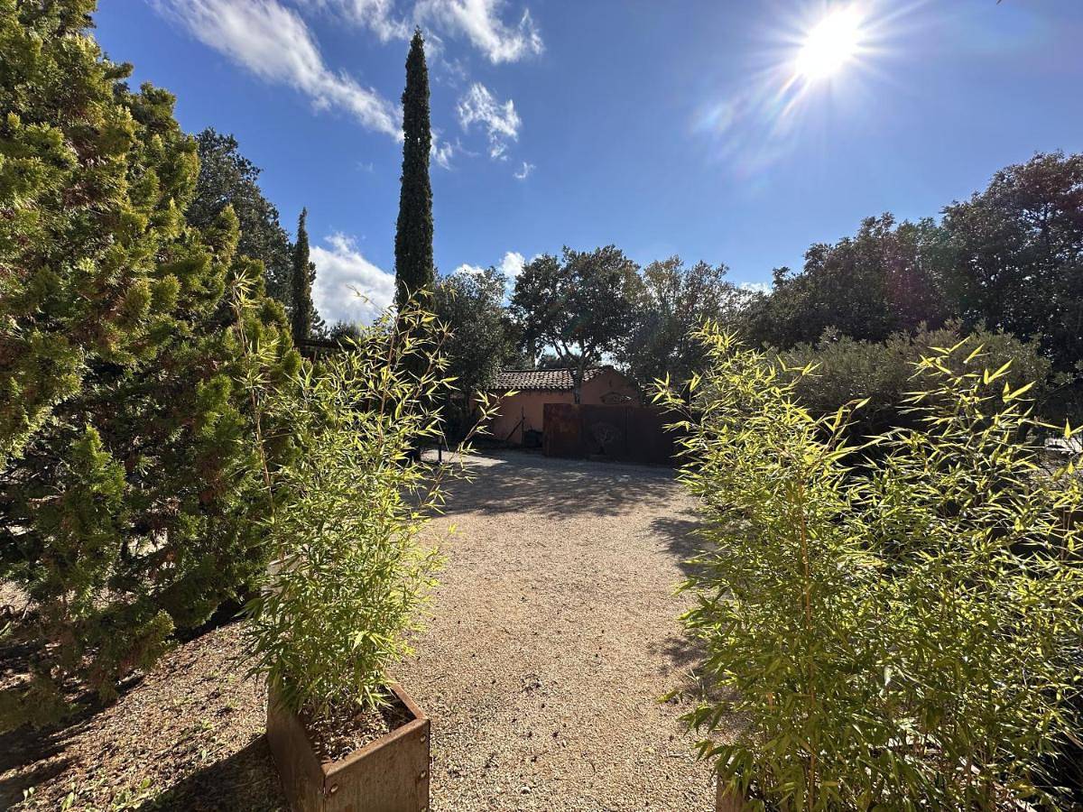 Villa with Garden View in Bédoin, Parc naturel régional du Mont-Ventoux