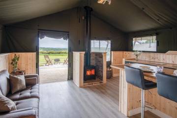 Glamping for 2 People in Swansea region, South-Wales, Photo 1