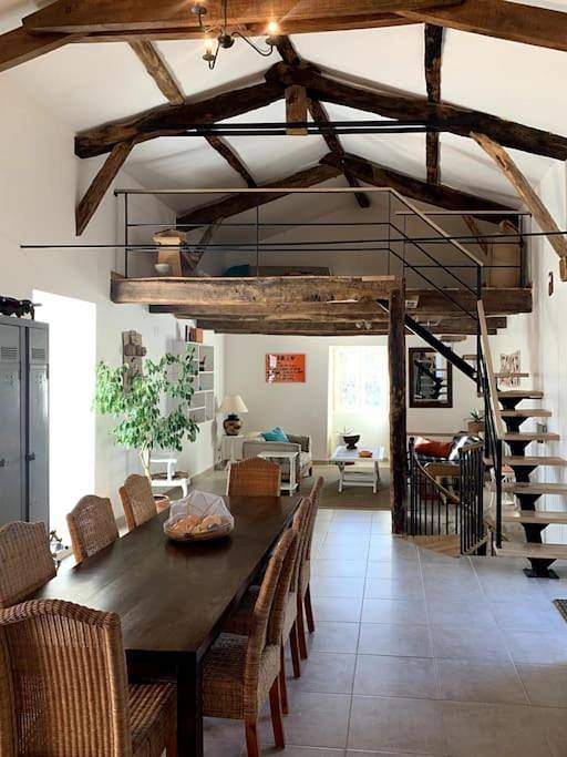 Location de vacances pour 6 personnes, avec jardin ainsi que vue et piscine à Montcuq - 3