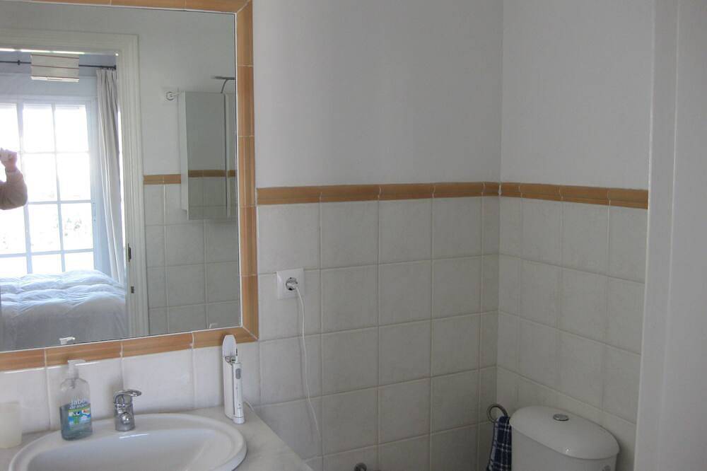 Villa with private tropical garden of 600 m².  Swimming pool and tennis in Los Pinos (Almunecar), Almuñecar