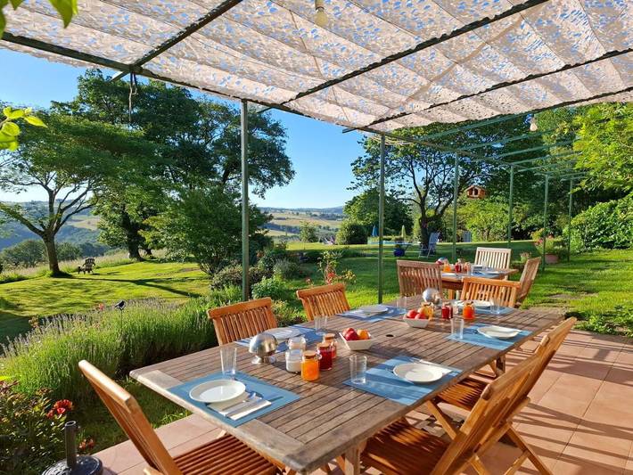 Chambre d’hôte pour 4 personnes, avec Terrasse et Jardin ainsi que Piscine et Vue dans le Tarn-et-Garonne - 3