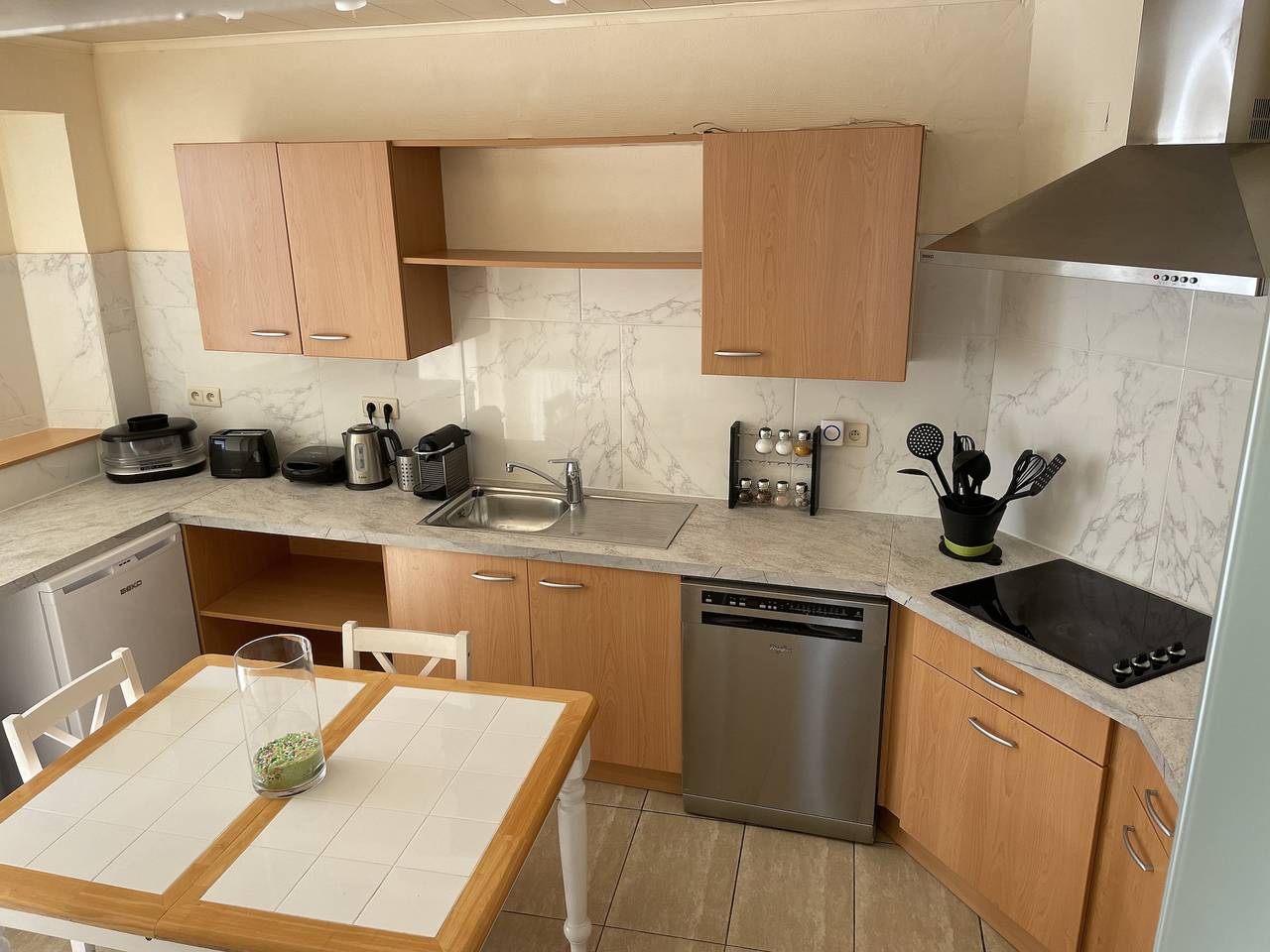 Geheel appartement, Charmant studio in het centrum van Charleroi in Charleroi, Henegouwen