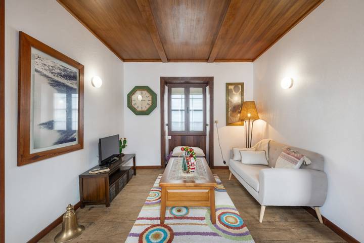 Holiday Home 'Casa El Café' with Sea View, Private Terrace and Wi-Fi in Las Tricias, Garafía