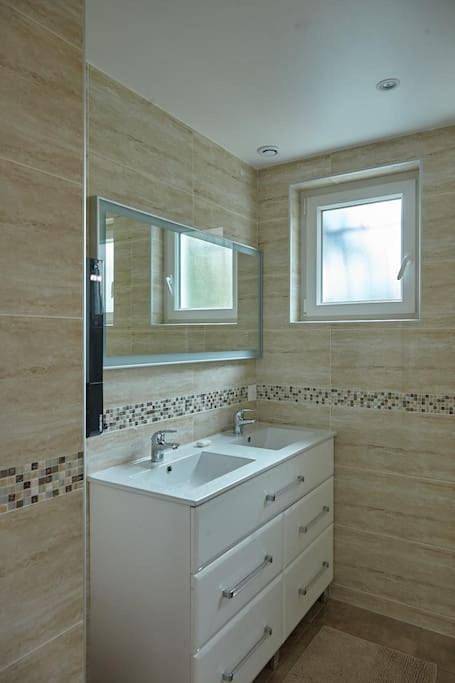 Location de vacances pour 8 personnes, avec vue et jardin, animaux acceptés à Évreux - 4