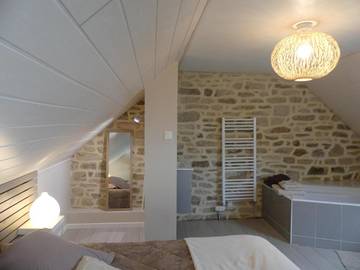 Gîte pour 4 personnes, avec vue et jardin, adapté aux familles à Saint-Évarzec