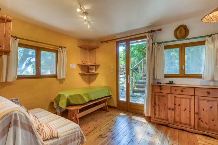 Gite du bas – in La Rouquette, a charming little hamlet in Saint-Privat, Lodève region
