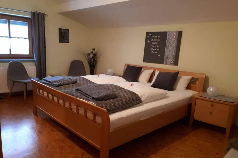 Ganze Wohnung, Ansprechende Wohnung in Bayern in Schöllnach, Ostbayern