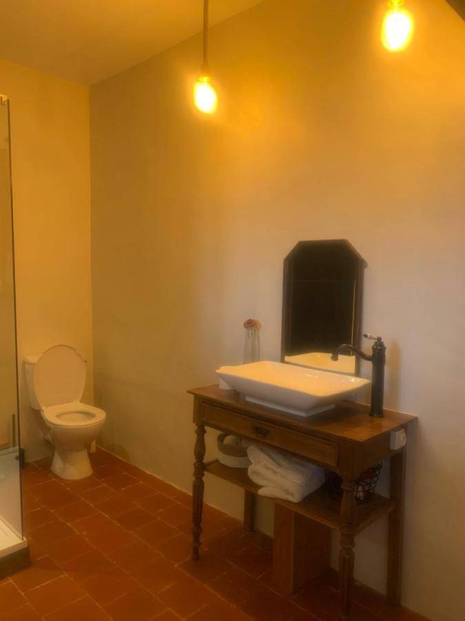 Gîte pour 2 personnes, avec jardin et piscine à Siran - 4