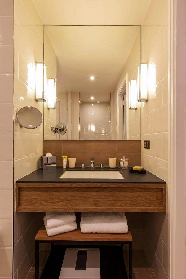 Three-Bedroom Apartment in Cognac, Charente