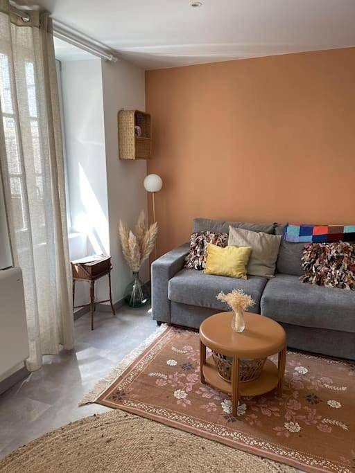 Gîte pour 2 personnes, avec Balcon ainsi que Terrasse et Vue dans Office De Tourisme De Nevers