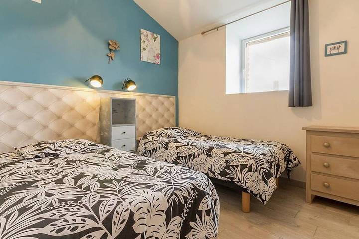 Gîte pour 4 personnes, avec jardin et jacuzzi à Port-Saint-Père - 3