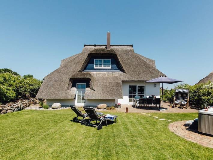 Ferienhaus für 7 Personen, mit Garten und Sauna sowie Terrasse, kinderfreundlich in Zinnowitz - 2