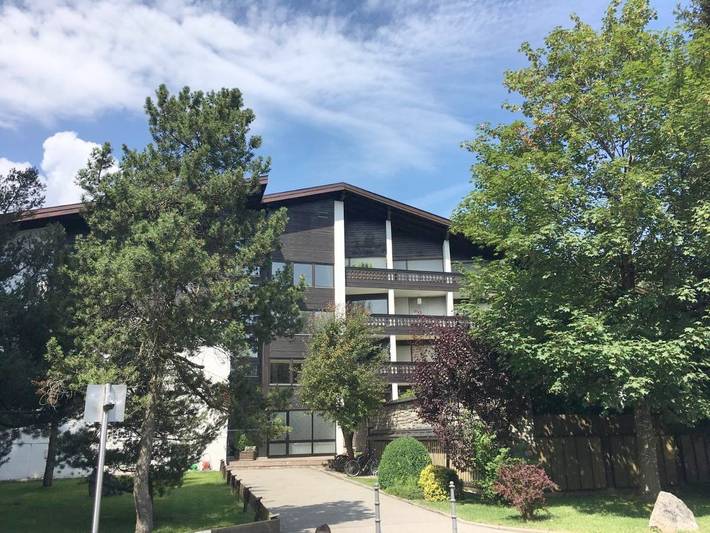 Ferienwohnung für 3 Personen, mit Balkon und Terrasse sowie Pool und Sauna in Grassau