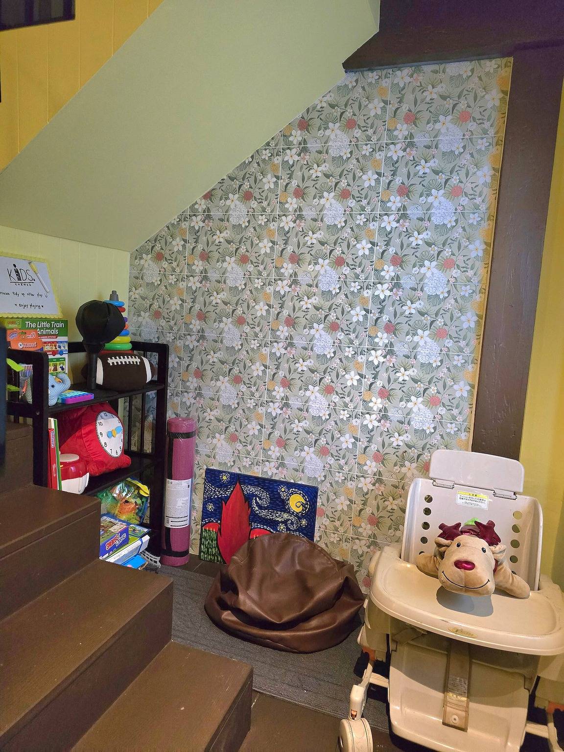 Casa acogedora con temática de Up cerca de la estación de Mrt Samyot in Bangkok, Tailandia