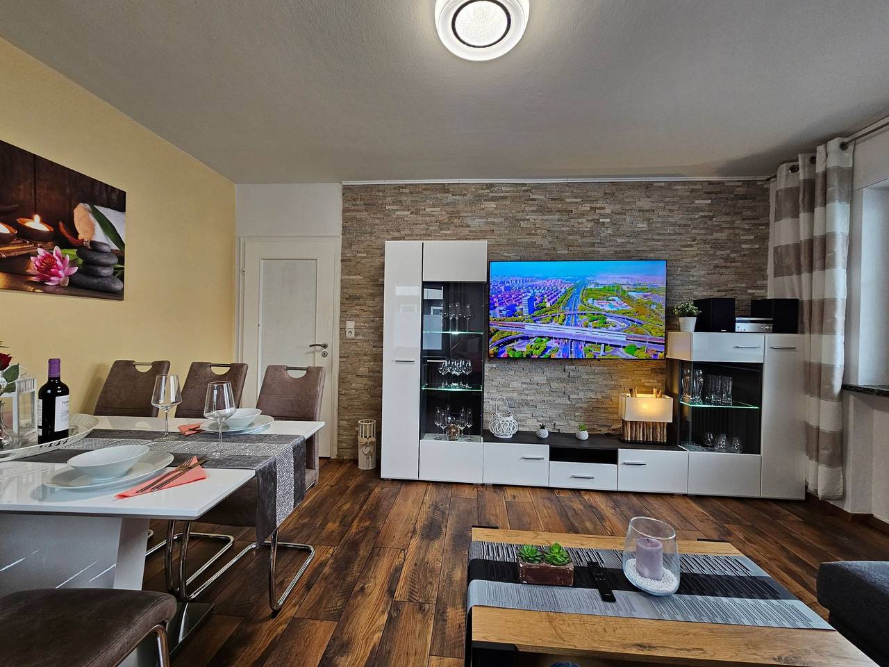 Appartement entier, In Wesertor mit Garten in Cassel (Allemagne), Hessisches Bergland