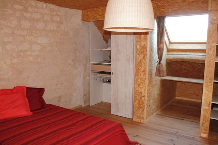 3-bedroom vacation rental for 10 people with on-site Caribbean catering in Bellechaume, Auxerre und Umgebung
