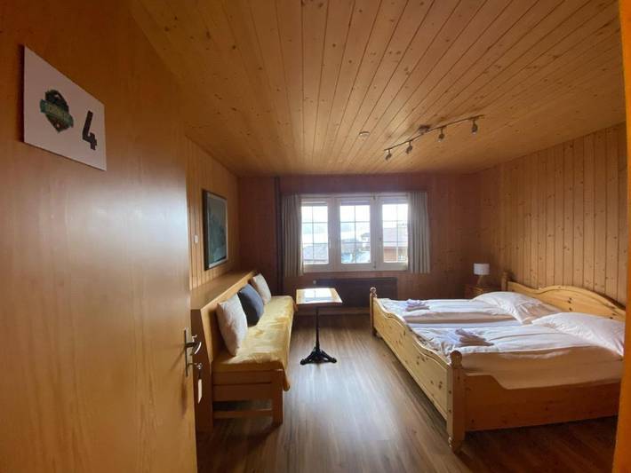 Location de vacances pour 3 personnes, avec jardin ainsi que vue et vue sur le lac à Brienz - 2