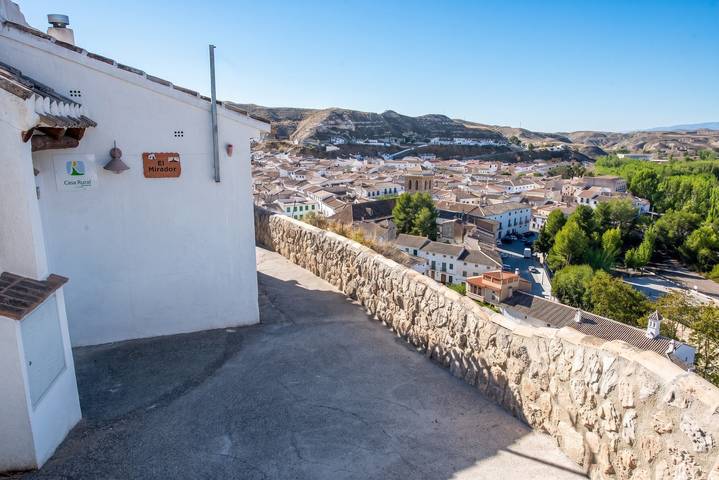 Charmantes Haus in Galera - Kamin & Terrasse in Galera, Geoparque de Granada