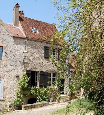 Maison de vacances pour 2 personnes, avec vue et terrasse dans Yonne